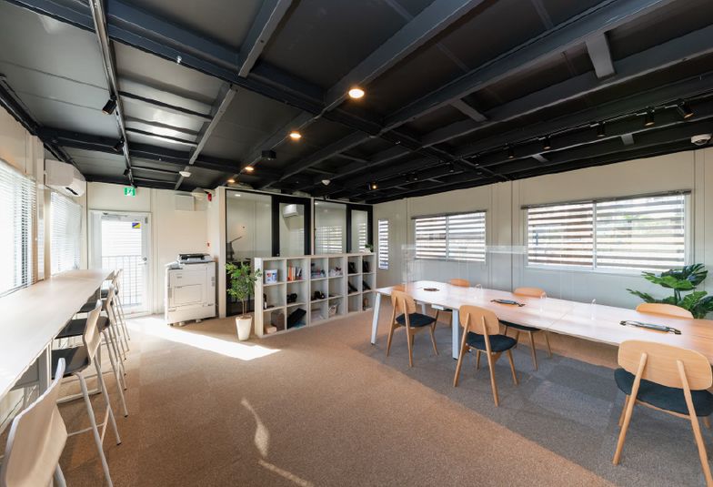 U-SPACE垂水海岸通店 Coworking A席の室内の写真