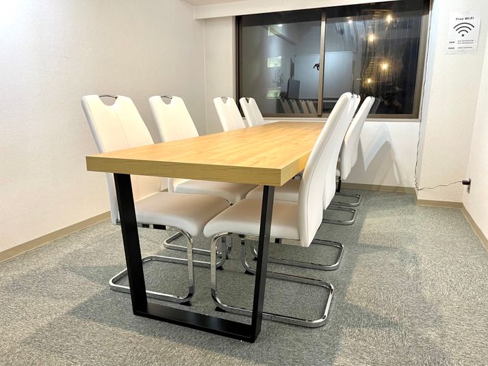 新大阪のスペース - 新大阪駅の東口10秒のレンタルスペース/会議室【SS新大阪】