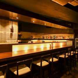 カウンター8席 - 箏の音 カフェ・バー　箏の音の室内の写真