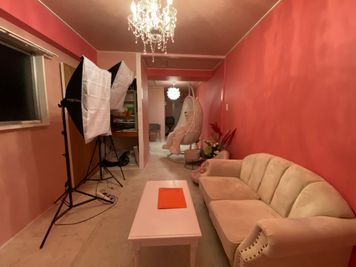 OK-space 【セルフstudio モモハコ幟町公園前】の室内の写真