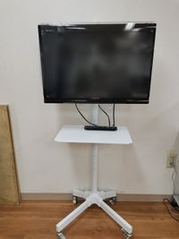 ミラーリング可能、DVD・Blu-rayプレイヤー兼用機、Amazon Fireあります - スタジオ２１ アクセスのよい多目的レッスンスタジオ／会議室の設備の写真