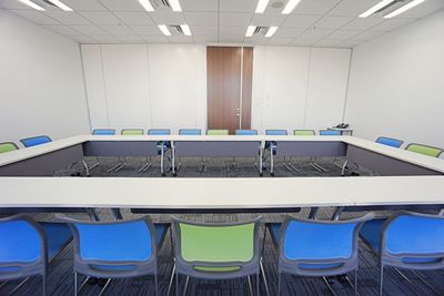 名古屋会議室 プライムセントラルタワー名古屋駅前店 第7会議室の室内の写真