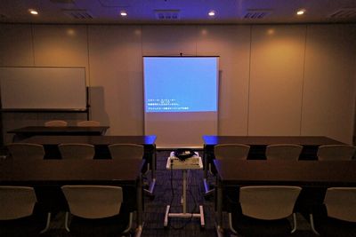 名古屋会議室 プライムセントラルタワー名古屋駅前店 第17会議室の室内の写真