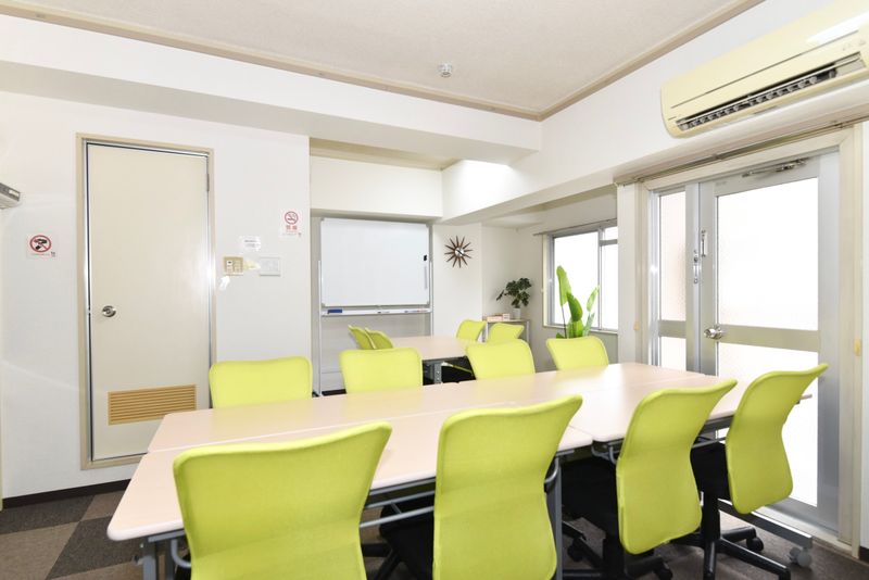 エキチカ会議室クローバー - お気軽会議室　新大阪