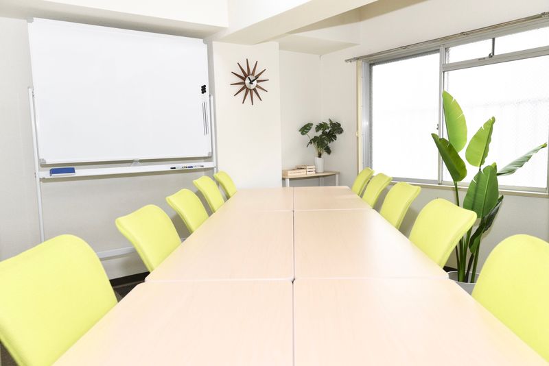エキチカ会議室クローバー - お気軽会議室　新大阪