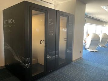 【搭乗者限定】H¹TBOX【羽田空港第1ターミナル・北ウイング中央・14番搭乗口付近】 ROOM 01 - H¹TBOX【羽田空港第1ターミナル出発ロビー北ウイング中央】（サテライト型シェアオフィス）