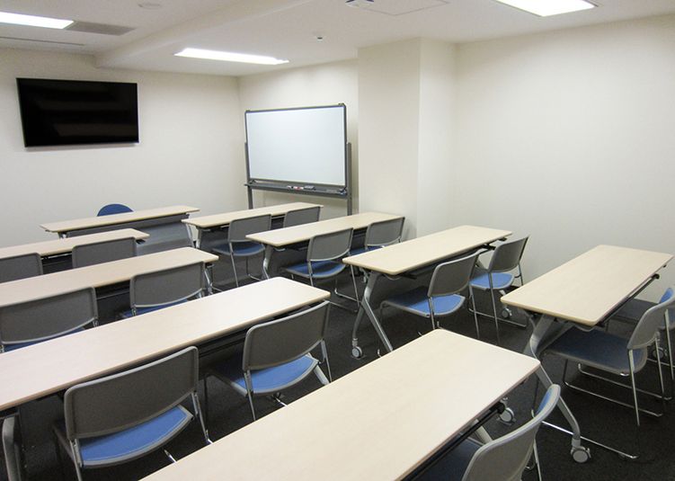 Room F - ワイム貸会議室お茶の水　ご予約は00分～00分でお願いいたします