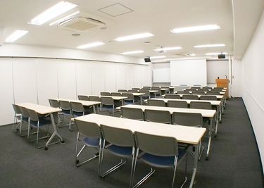 ワイム貸会議室高田馬場　ご予約は00分～00分でお願いいたします Room 4Aの室内の写真