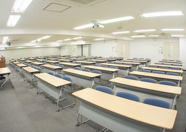 ワイム貸会議室高田馬場　ご予約は00分～00分でお願いいたします Room 3B+3Cの室内の写真