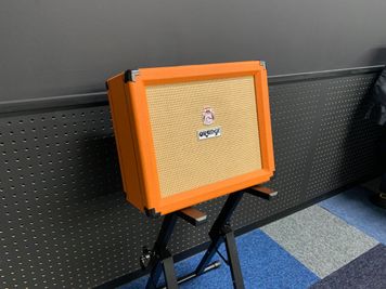 [ギターアンプ] orange CRUSH35LDX  - 佐田ドリームホール 多目的スペース ドリームホールの設備の写真