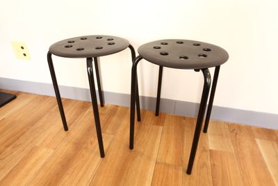 スツール２脚ございます - みんなの秘密基地『レイズ（Rays）』 大宮レンタルスペース『レイズ（Rays）』の設備の写真