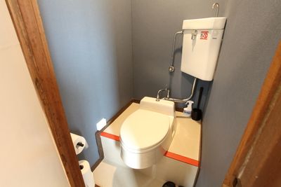 お手洗いは洋式です。 - みんなの秘密基地『レイズ（Rays）』 大宮レンタルスペース『レイズ（Rays）』の室内の写真