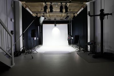 スタジオ常設の照明機材は無料でご利用いただけます - Studio Zat 撮影スタジオ／フォト／ムービー／ライブ配信の設備の写真