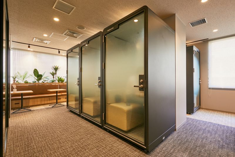 ROOM R 02 - H¹T青葉台（サテライト型シェアオフィス）