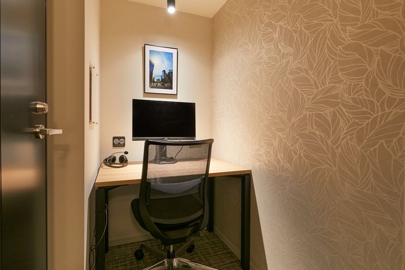 ROOM W 04 - H¹T五反田（サテライト型シェアオフィス）