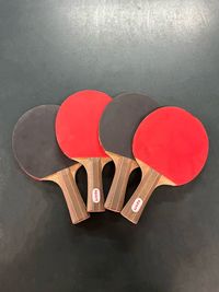 ラケットの貸出有 - ゴールドジム千葉ニュータウン 卓球場レンタルスペースの設備の写真