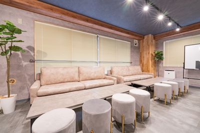 秋葉原Lounge 秋葉原駅4分/飲食可/懇親会/セミナー/イベント/35名着席可の室内の写真