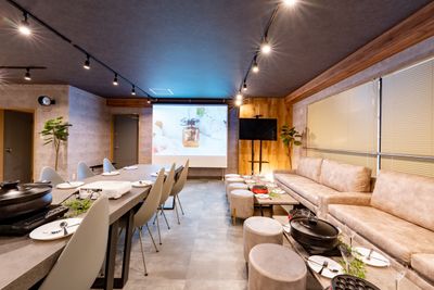 秋葉原Lounge 秋葉原駅4分/飲食可/懇親会/セミナー/イベント/35名着席可の室内の写真