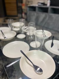 食器セット【平皿・深皿・グラス・ナイフ・フォーク・スプーン】 - カシスペドットコム 　4F オープンキッチン付き、広々とした贅沢空間✨（4階）の設備の写真