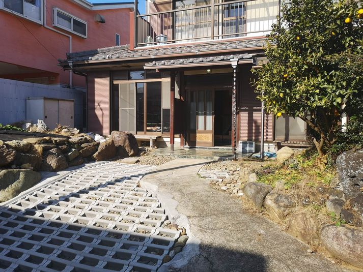 1軒家を贅沢に貸し切り！大宮台ひだまりと本の家 - 大宮台ひだまりと本の家