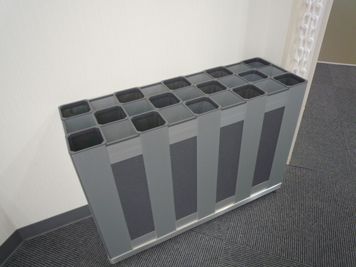 【PARM-CITY131貸会議室　多目的ホール】傘立て｜ - PARM-CITY131貸会議室 仙台｜PARM-CITY131貸会議室　多目的ホール｜最大75名の設備の写真