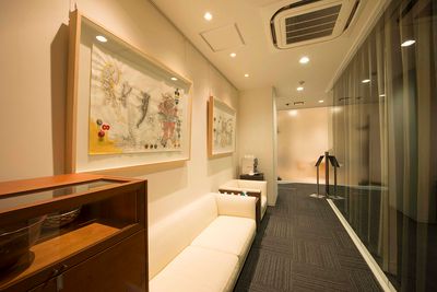 Studio BULK（スタジオバルク） 電動バンクを備えた白ホリスタジオ★天井高3.8mの入口の写真