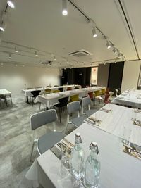 記念日のお食事会、パーティーにもご利用ください。お食事内容もご相談ください。 - 関内　多目的ルーム エール・アンジュ エール・アンジュ３F多目的ルームの室内の写真