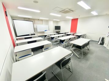 【PARM-CITY131貸会議室　Room5B】 - PARM-CITY131貸会議室 仙台｜PARM-CITY131貸会議室　Room5B｜最大26名の室内の写真