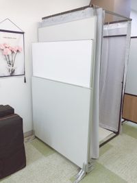 大中小のパーティションもあります - コワーキングスペースMIRAI 【地域最安値！会議室｜サロン】上尾駅徒歩3分の設備の写真