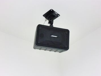 【PARM-CITY131貸会議室　Room5C】マイク用スピーカーあり｜ - PARM-CITY131貸会議室 仙台｜PARM-CITY131貸会議室　Room5C｜最大31名の設備の写真