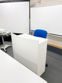 【PARM-CITY131貸会議室　Room5C】演台あり｜セミナーや研修に便利｜ - PARM-CITY131貸会議室 仙台｜PARM-CITY131貸会議室　Room5C｜最大31名の設備の写真