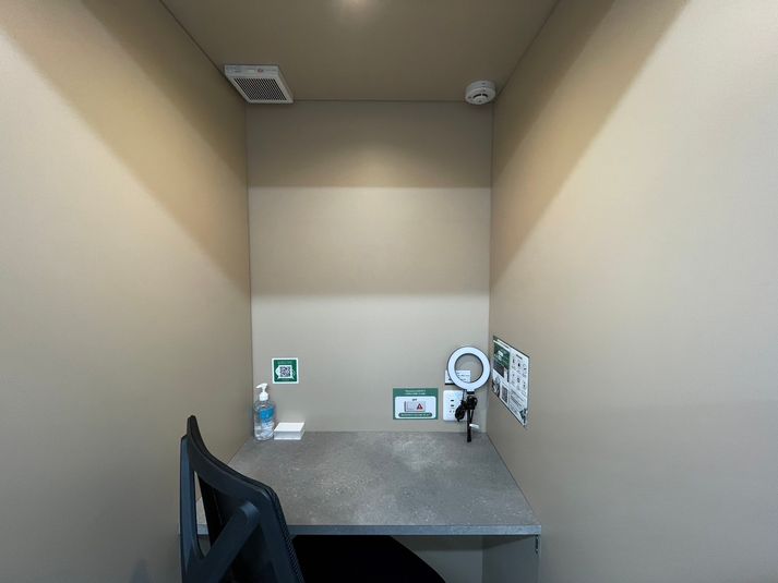 No.1 - RemoteworkBOX ソフマップなんば店