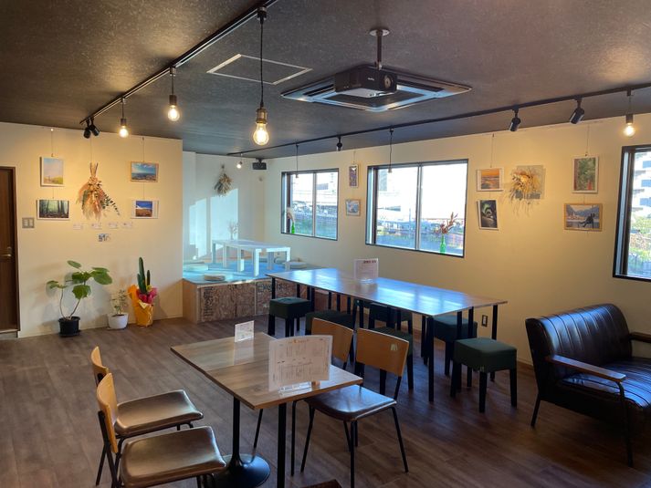 木目調のおしゃれなカフェ！パーティ／撮影／イベント等に最適♪ - NAGARABBIT CAFE