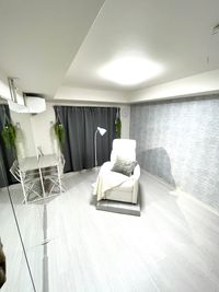 施術ルーム - Room511 自由ヶ丘店 プライベートレンタルサロンの室内の写真