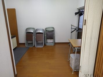 準備室としてもご利用可能 - 松井楽器店　キャロットルーム 多目的スペース 　松井楽器店　キャロットの室内の写真