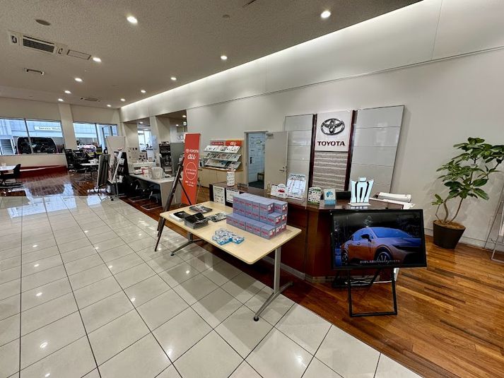 京都トヨタ本社店 - 京都トヨタ本社店