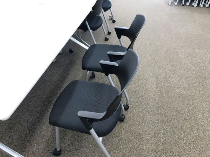 中会議室 - 株式会社キーペックス本社ビル