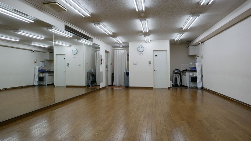 ダンスができるレンタルスタジオ - レンタルスタジオカベリ横浜1号店