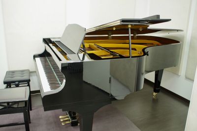 グランドピアノ（7フィートコンサートモデル） - 福山レンタルスペース（安原楽器） 福山レンタルスペース（Ａ）の設備の写真