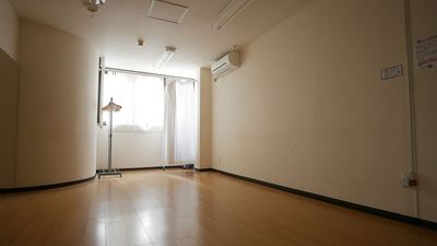 福岡レンタルスタジオカベリ天神店 ダンスができるレンタルスタジオの室内の写真