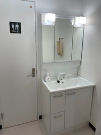 トイレ・洗面台 - minoriba_熊本上通店 レンタルサロン【スペース2】の設備の写真