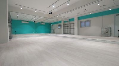 本厚木駅南口、徒歩1分！2023年オープンしたばかりの多目的ダンススタジオです。【Ｃスタジオ】 - レンタルダンススタジオ24/7