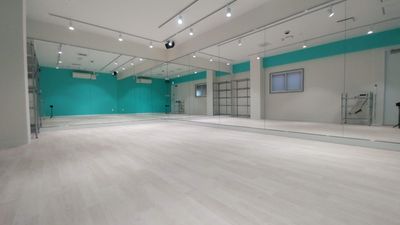 本厚木駅南口、徒歩1分！2023年オープンの多目的ダンススタジオです。【Ｃスタジオ】 - レンタルダンススタジオ24/7