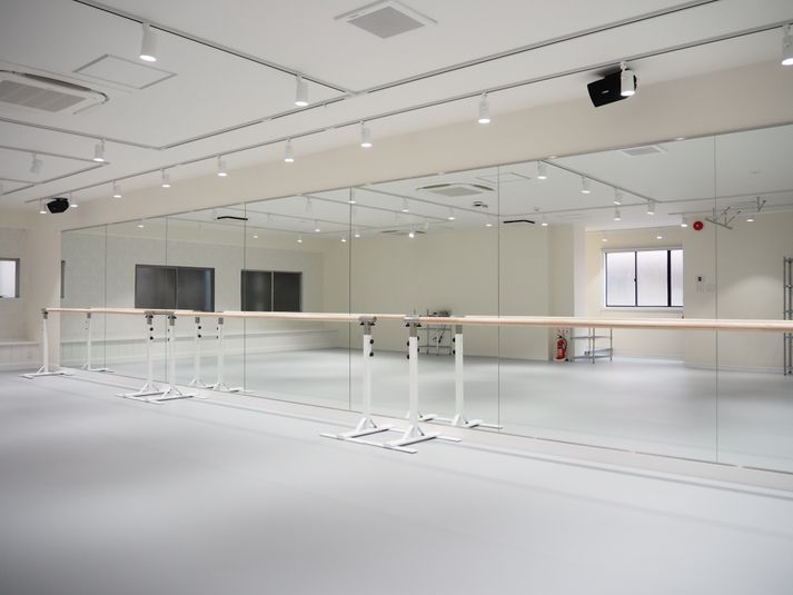 レンタルダンススタジオ24/7　【Ｅスタジオ】 - レンタルダンススタジオ24/7