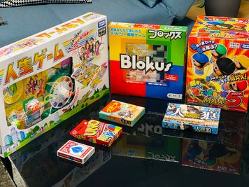 充実のボードゲームでパーティーが盛り上がること間違いなし！
一度はやってみたかった話題のボードゲームもご用意しております。 - ドルチェ神戸元町 🌈おうち映画館🚉元町駅徒歩３分🚀日常を彩る快適空間🌃の設備の写真
