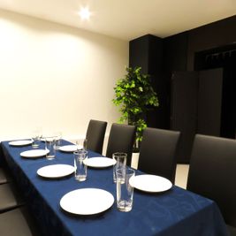 【会場貸切料込でリーズナブルな宴会プラン】 - 〈貸切スペース〉シャンクレール浜松の室内の写真