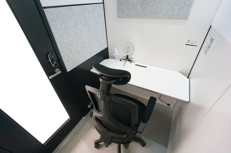 No.3 - RemoteworkBOX HKTビル神保町店