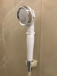 優しいフワフワが気持ちイイ。
シャワー手元でON/OFFできる使い易いシャワーヘッドです。 - Rental Space DECO 御徒町＆新御徒町 🌈1名様限定＆✨遮光スクリーンで映画館気分！設備沢山！の室内の写真