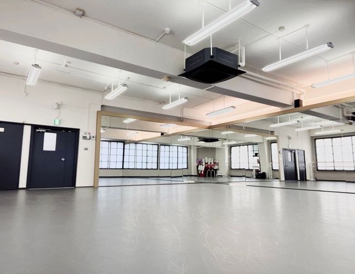 シェリバレエスクール　本町スタジオ - シェリバレエスクール　本町スタジオ