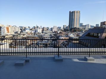 新宿撮影スタジオサロンガイヤール 9階屋上撮影スペース の室内の写真